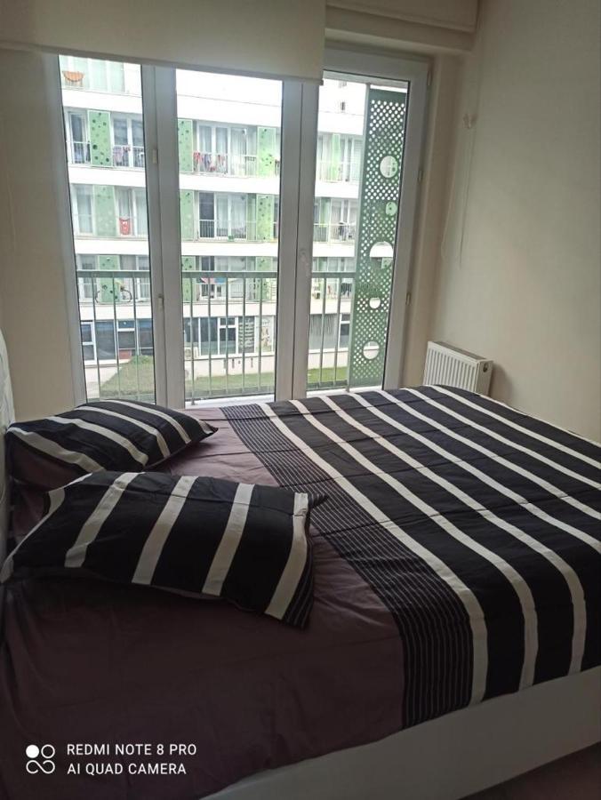 Dry Suits Apartment Истанбул Екстериор снимка